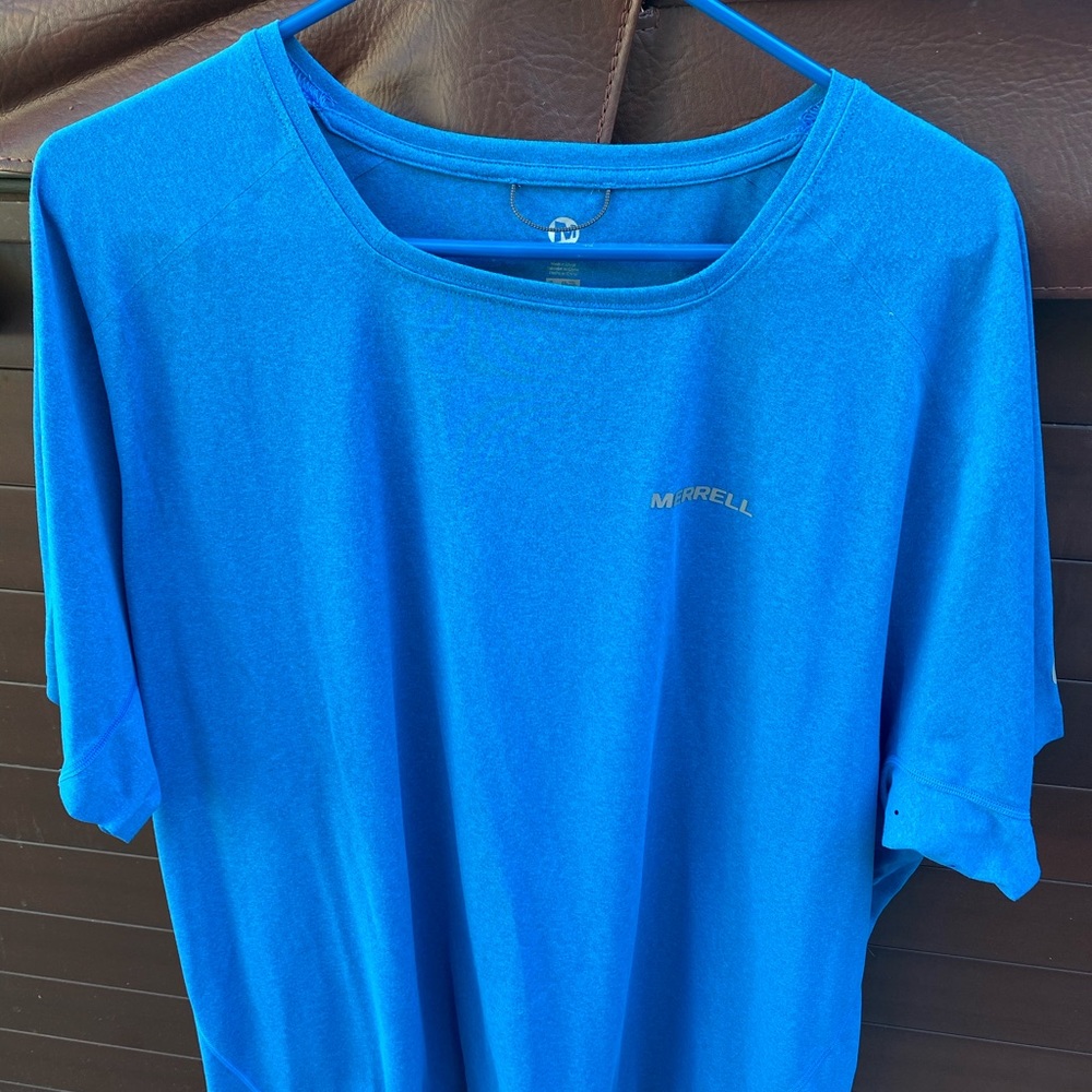 XL men’s Merrell t shirt